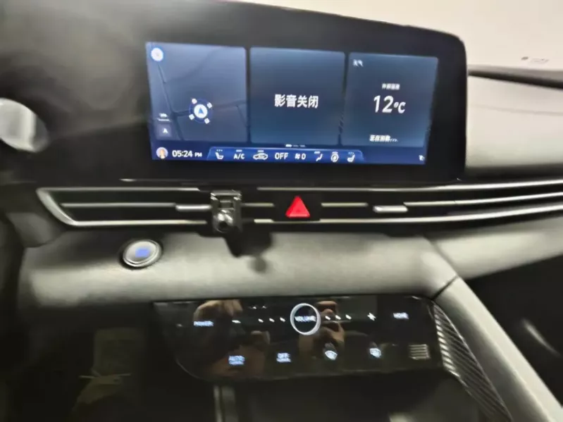 Hyundai Elantra 2022