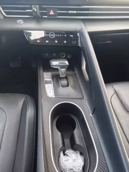 Hyundai Elantra 2022